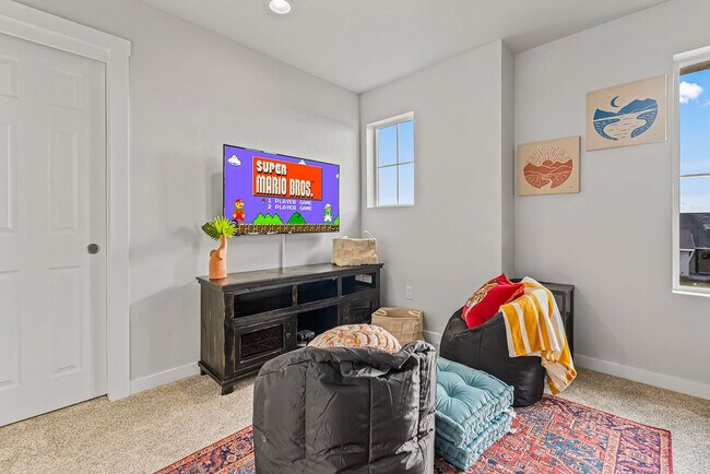 Building Photo - 1424 W Bass River Dr