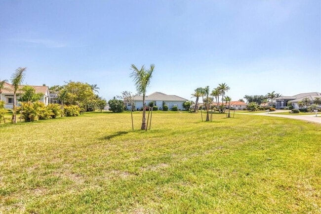 Building Photo - 11 Amberjack Ln