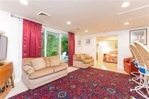 Building Photo - 5075 Old Post Rd