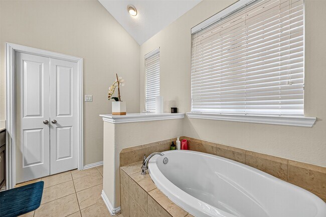 Building Photo - 18211 Kilmacolm Dr