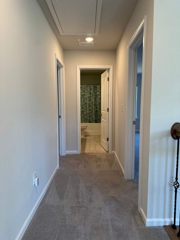 Building Photo - 225 Shadowbrook Wy