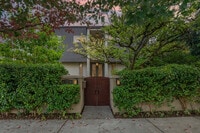 Building Photo - 4115 E Galer St