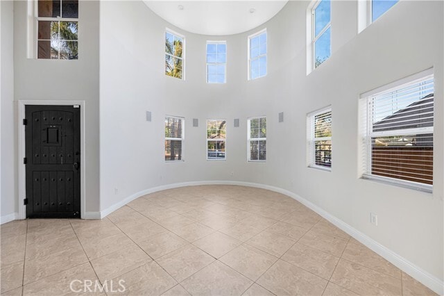 Building Photo - 10164 Elkwood St