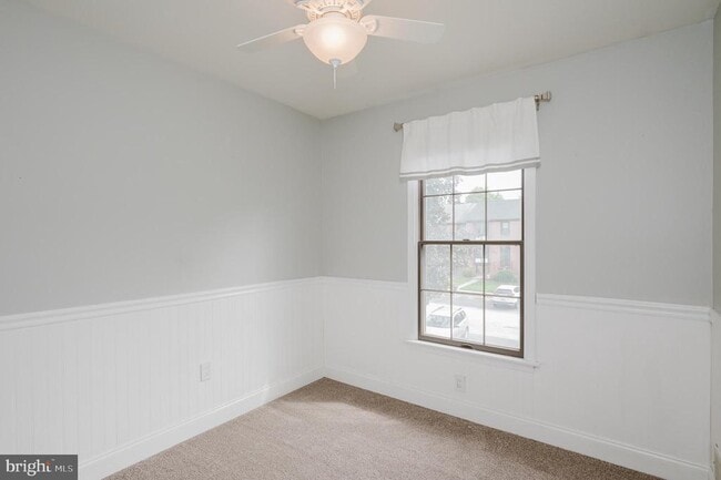 Building Photo - 27 Faraday Dr