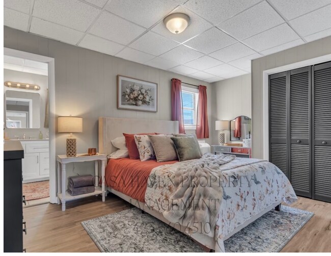 Building Photo - Modern 1 Bed 1 Bath - Pet Friendly!