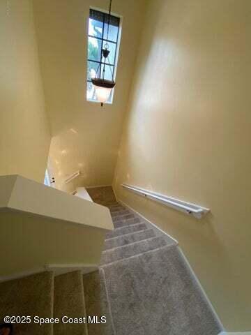 Building Photo - 708 Ventura Dr