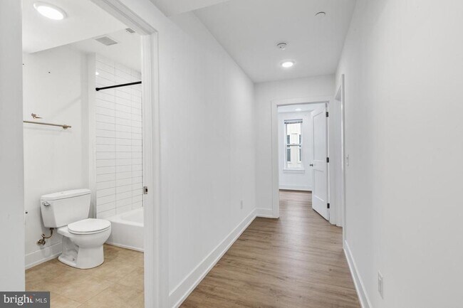 Building Photo - 1335 N Marston St