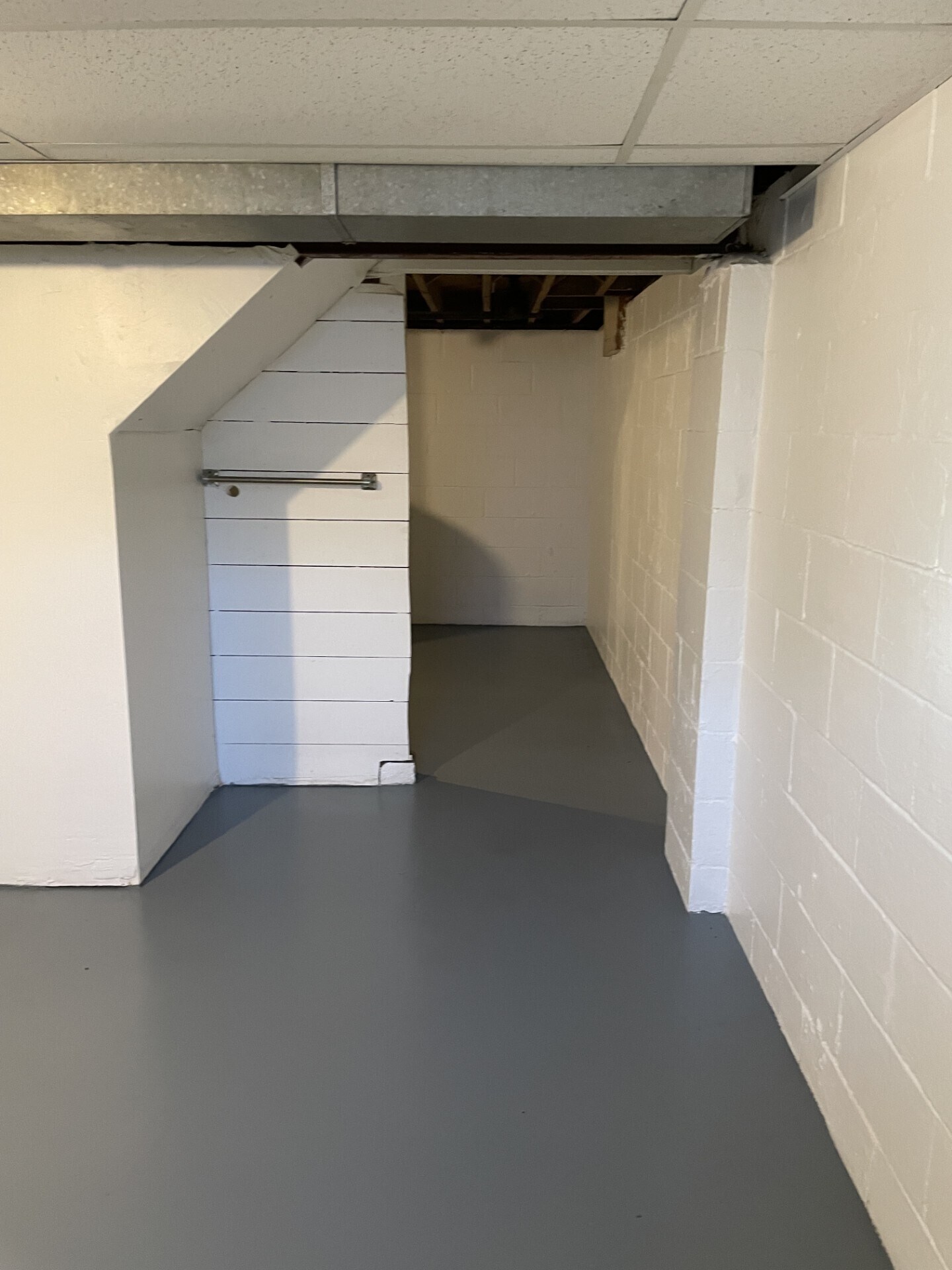 utility room storage - 2522 Hancock St