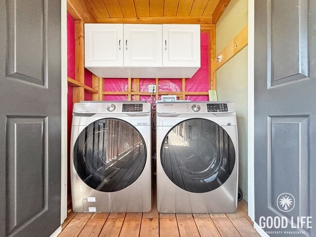 Building Photo - Cozy 2 bedroom, 1 bathroom home in North Park!