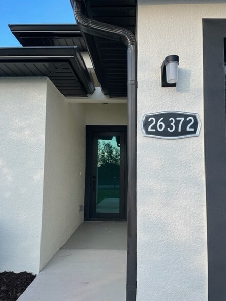 Building Photo - 26372 Explorer Rd