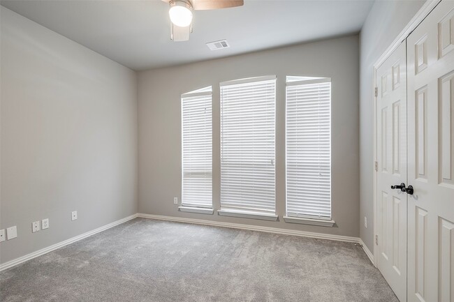 Building Photo - 4524 Burnhill Dr