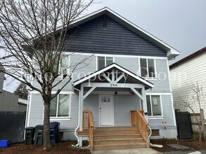 Building Photo - Bethel