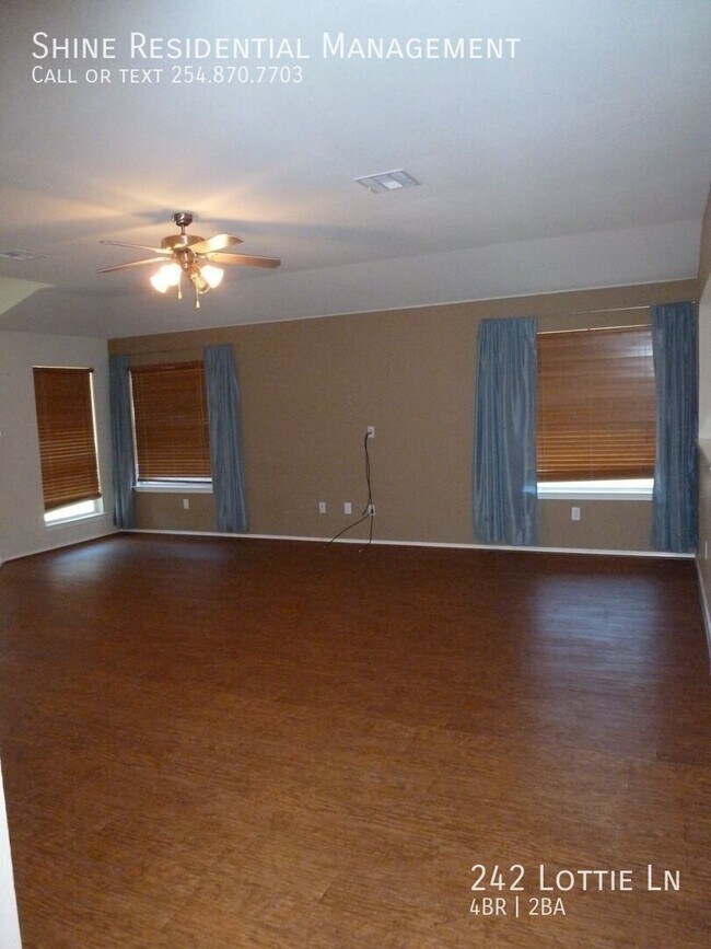 Building Photo - 242 Lottie Ln