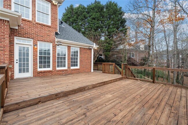 Building Photo - 870 Longstone Landing