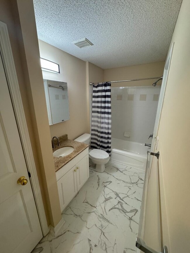 Building Photo - 100 Kensington Blvd