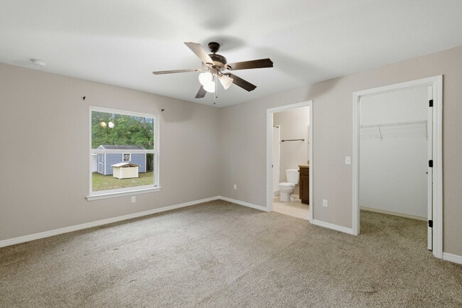 Building Photo - No HOA! Spacious 3 Bedroom Home with Large Backyard & Fire Pit – Move-In Ready