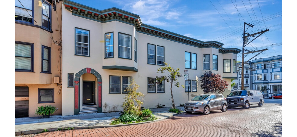 Building Photo - 89 Elgin Park