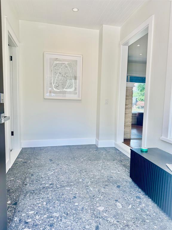 Building Photo - 4406 Airport Blvd