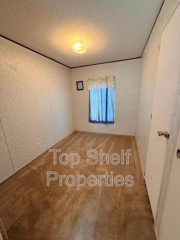 Building Photo - 431 Rocky Ridge Ln