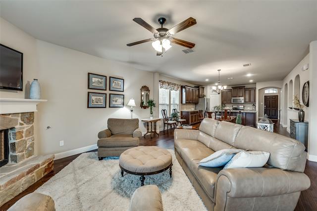 Building Photo - 1325 Realoaks Dr