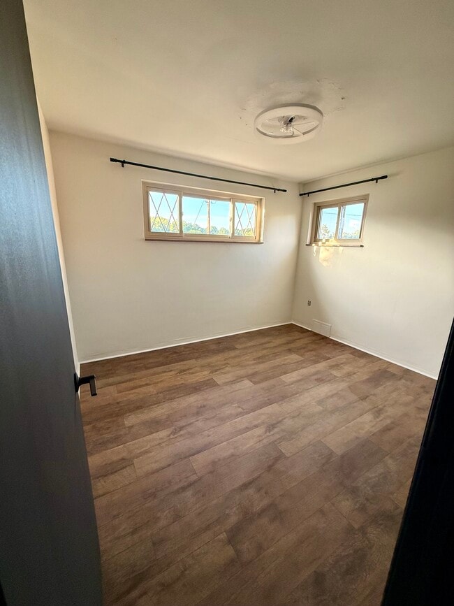 Building Photo - 6514 Ventura Dr