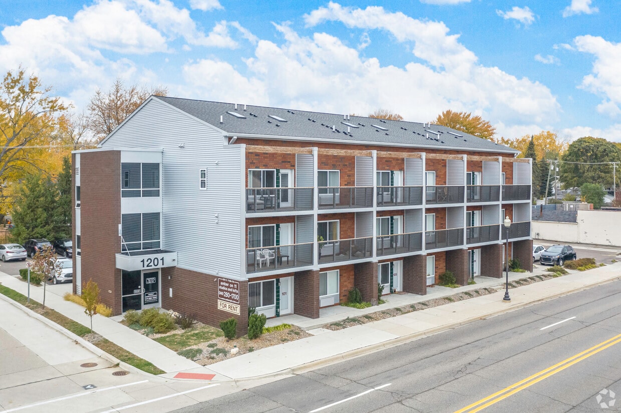 amber on 11 royal oak mi apartment finder