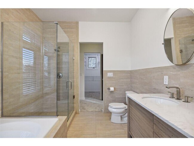 Building Photo - 301 Turnpike Rd