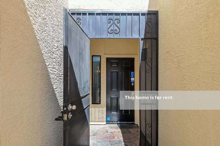 Building Photo - 10123 E Achi St