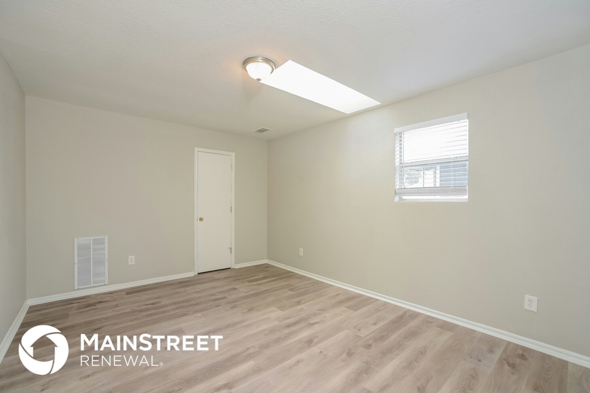 Building Photo - 1803 SW 24th St