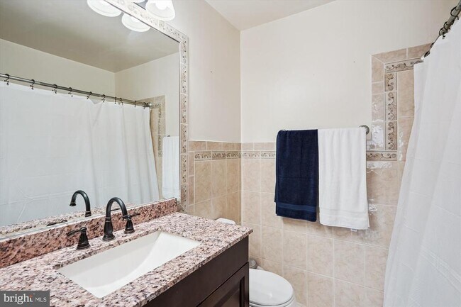 Building Photo - 7410 Langholm Way