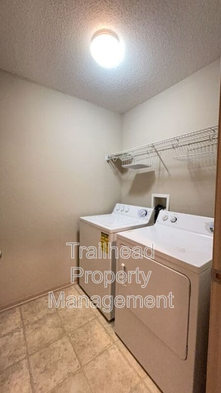 Building Photo - 4419 NE 83rd St