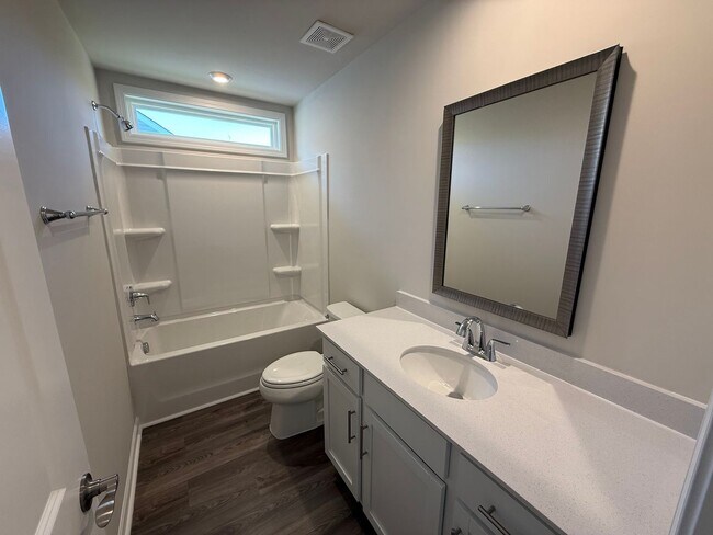 Building Photo - 749 Count Fleet Ct