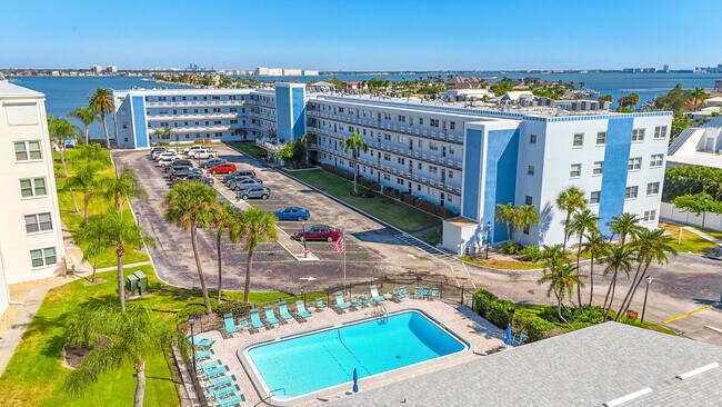 Building Photo - 5555 Gulf Blvd