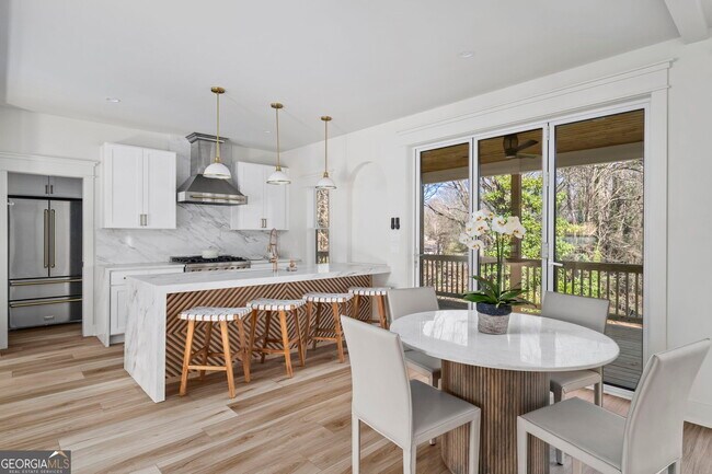 Building Photo - 3784 Pine Needle Dr NW