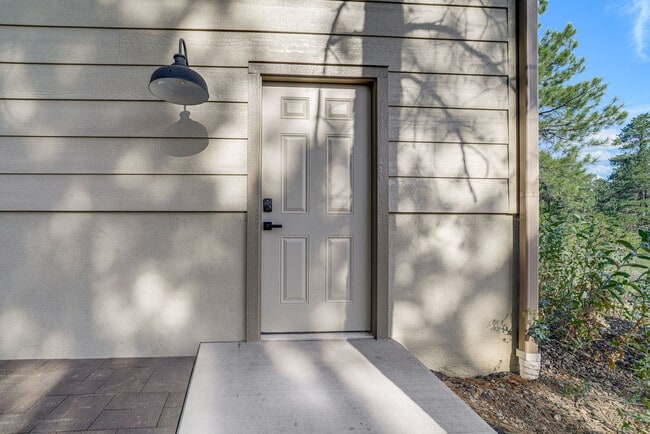 Building Photo - 3561 W Kiltie Loop