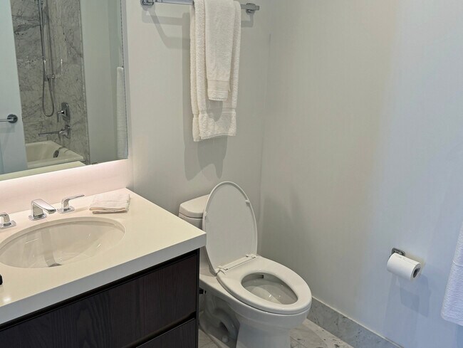 Building Photo - 363 E Wacker Dr