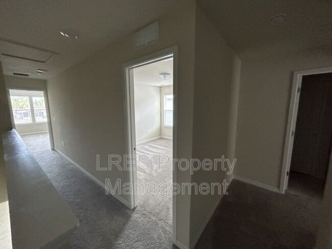 Building Photo - 1872 Erudite Wy