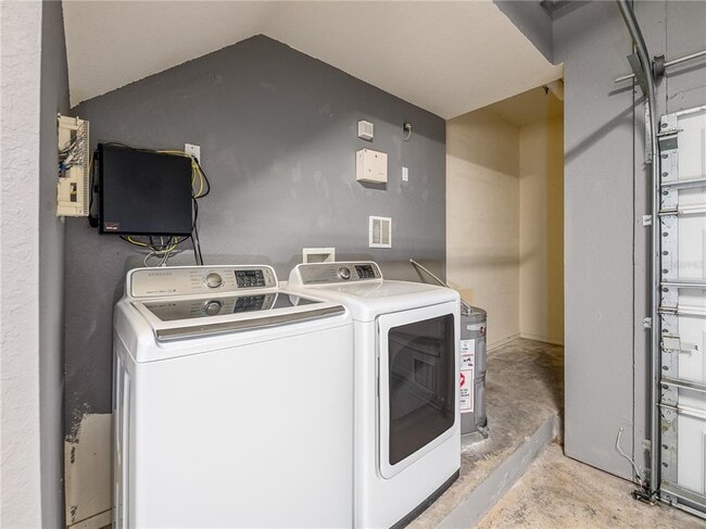 Building Photo - 131 Grand Beach Pl