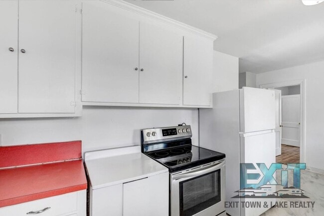 Building Photo - Freshly Updated Brick Home in Peaceful Country Setting – Freeman, VA