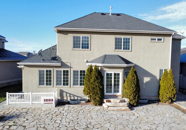 Building Photo - 2280 N 2350 W