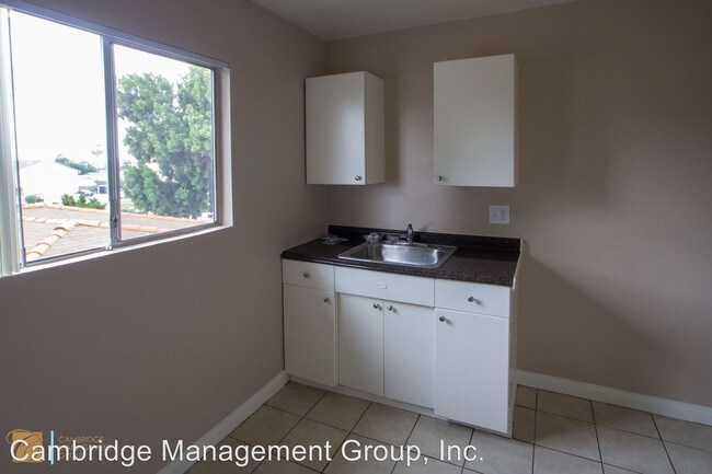 Building Photo - 2715 44th St