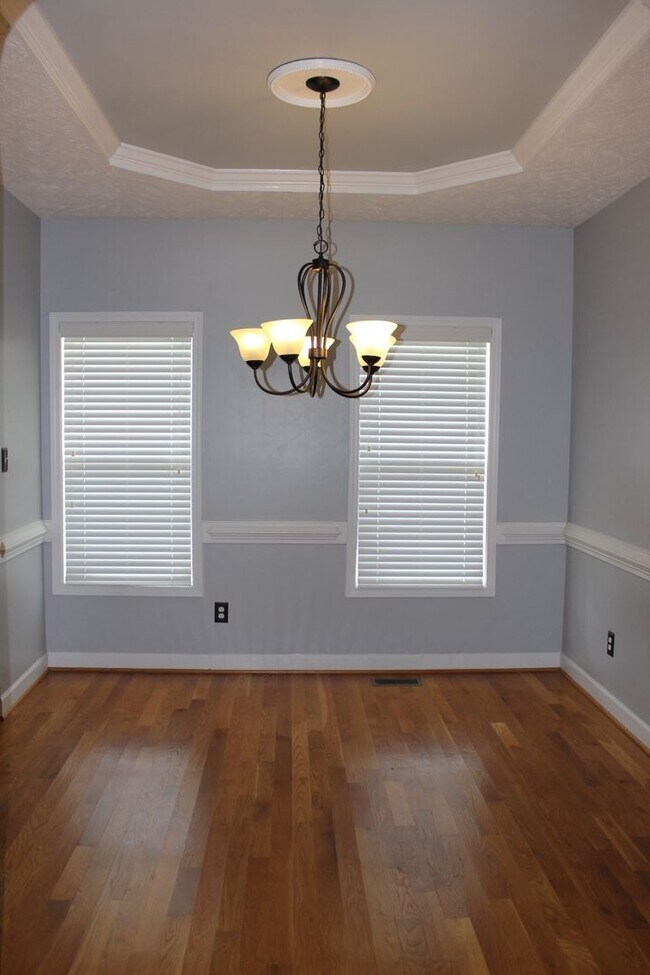 Building Photo - Parkers Ridge