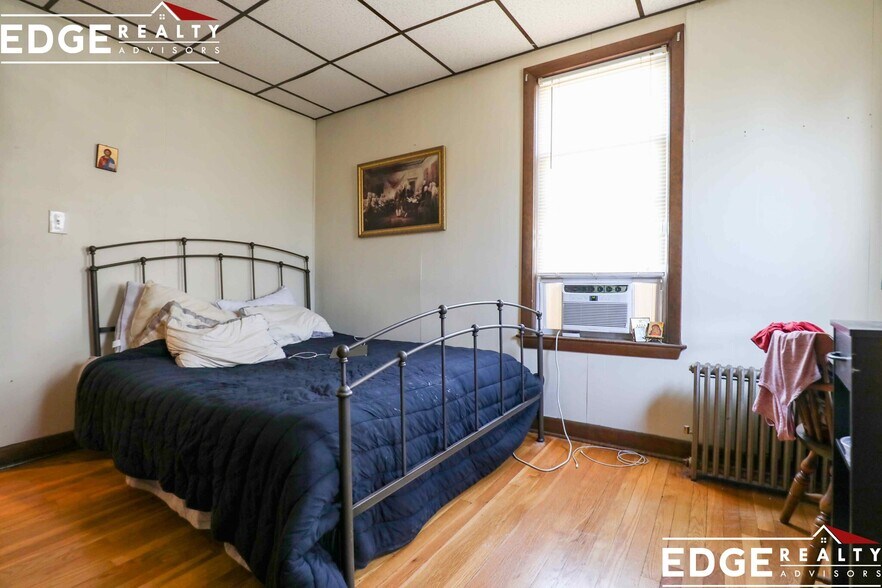 Building Photo - 285 Webster St