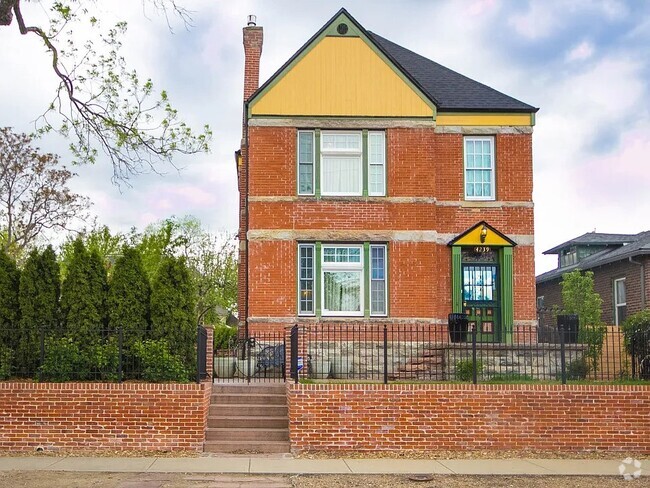 Building Photo - 4239 Tejon St