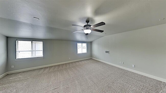 Building Photo - 15308 Homecoming Dr