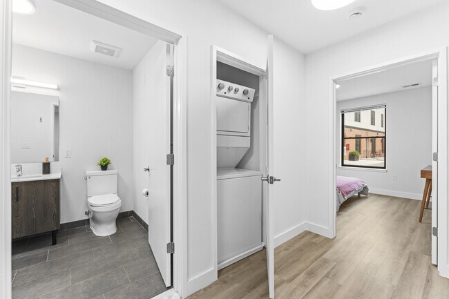 Building Photo - 416 Highland Ave