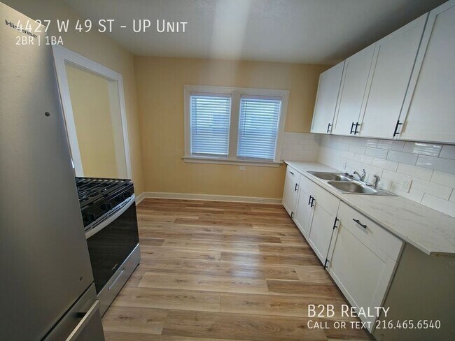 Building Photo - 4427 W 49th St