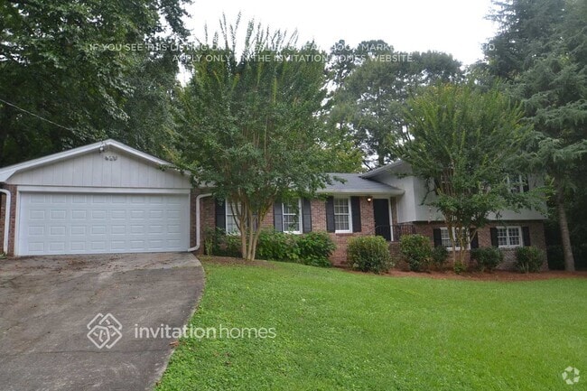 Building Photo - 3098 St Helena Dr