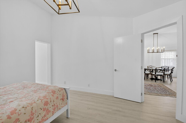 Building Photo - 5328 Buckhead Cir