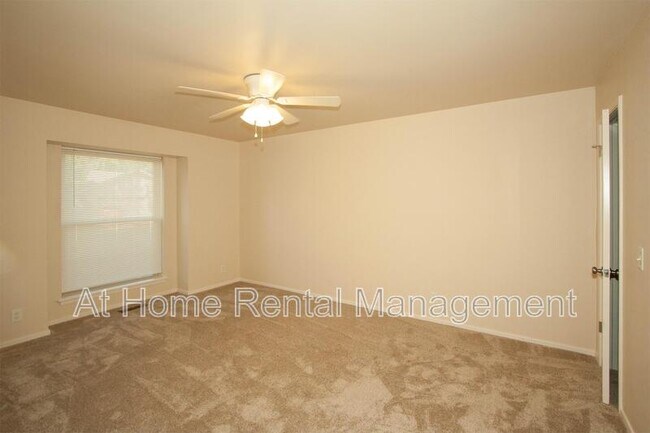 Building Photo - 7729 S 70th E Ave